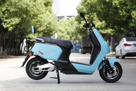 Nueva motocicleta eléctrica H1 scooter de batería de alta velocidad 60V motocicleta de carrera de larga distancia